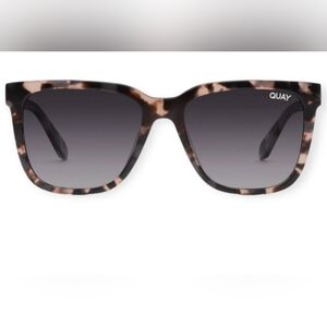 QUAY Wired Sunglasses Polarized Milky Tortoise Frame Grey Gradient Lens NWT